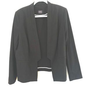 Perfect Casual Black Blazer-  Fits US 16